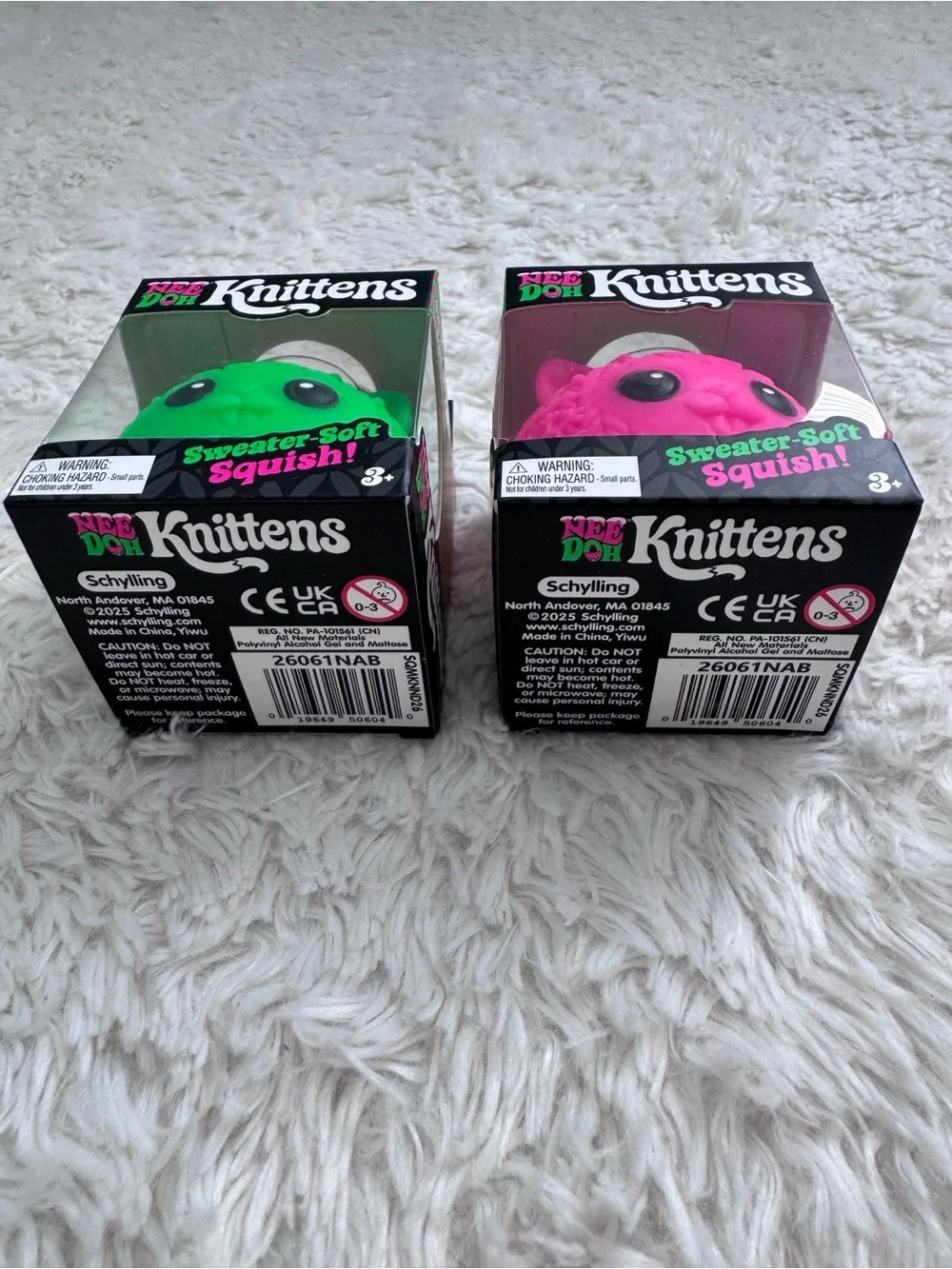 BNIB Schylling NeeDoh Pink & Green Squishmas Knittens Set - Authentic, HTF